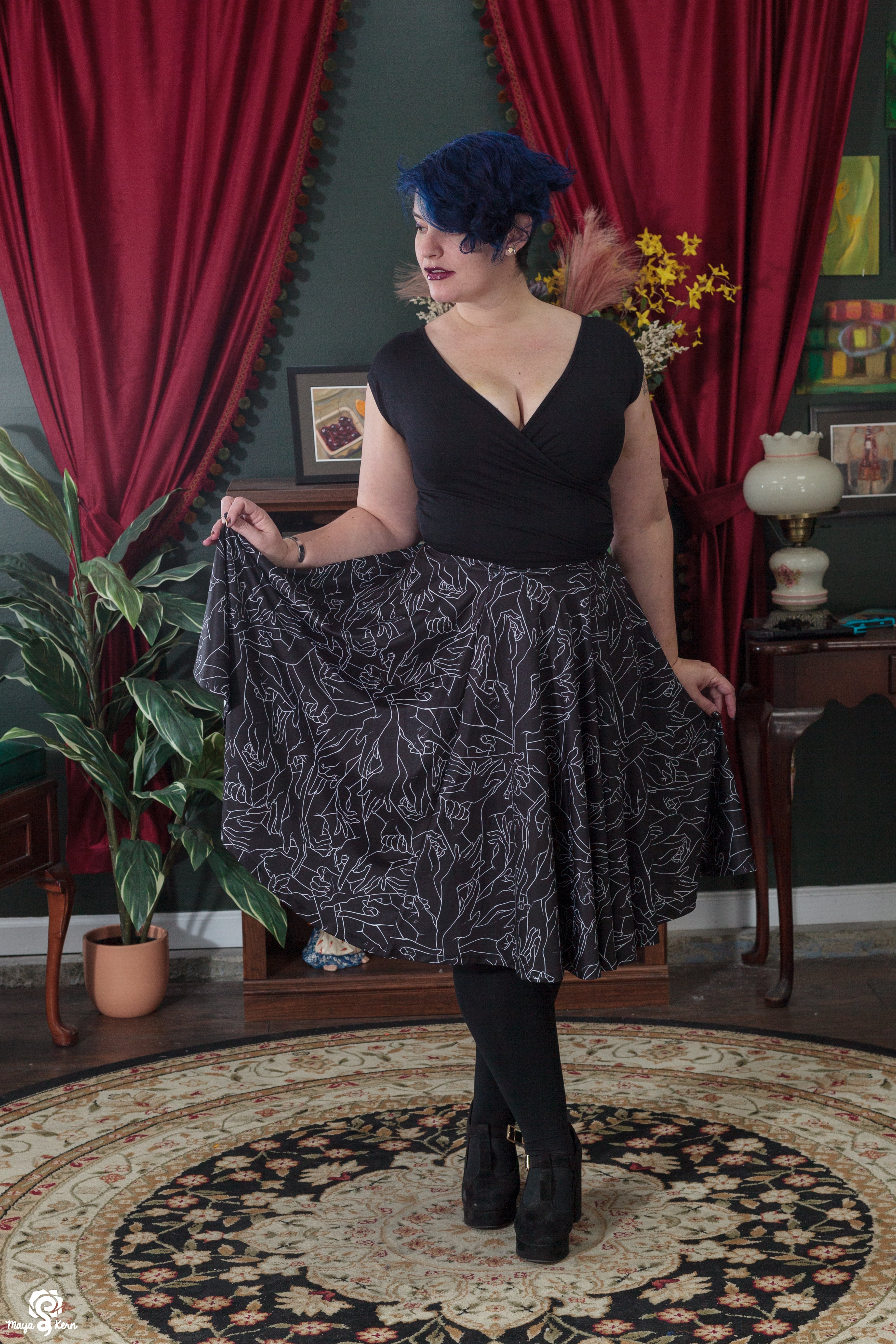 Plus size hotsell black skirt quilt