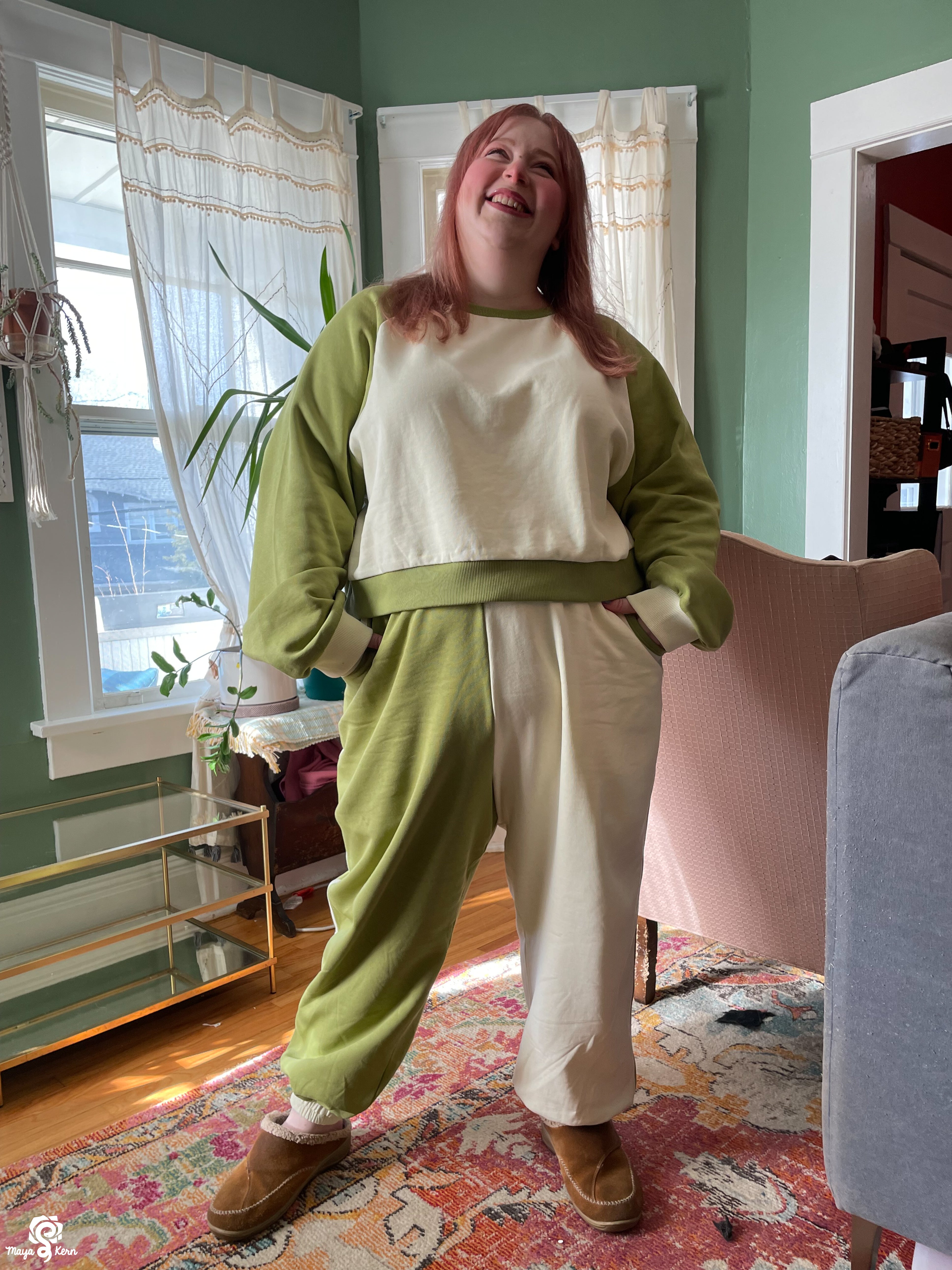 Cozy Cropped Matcha Sweater – Maya Kern